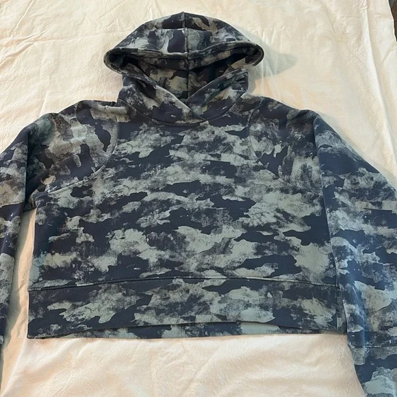 Lululemon Loungeful Cropped Hoodie Size 4 - Picture 2 of 8